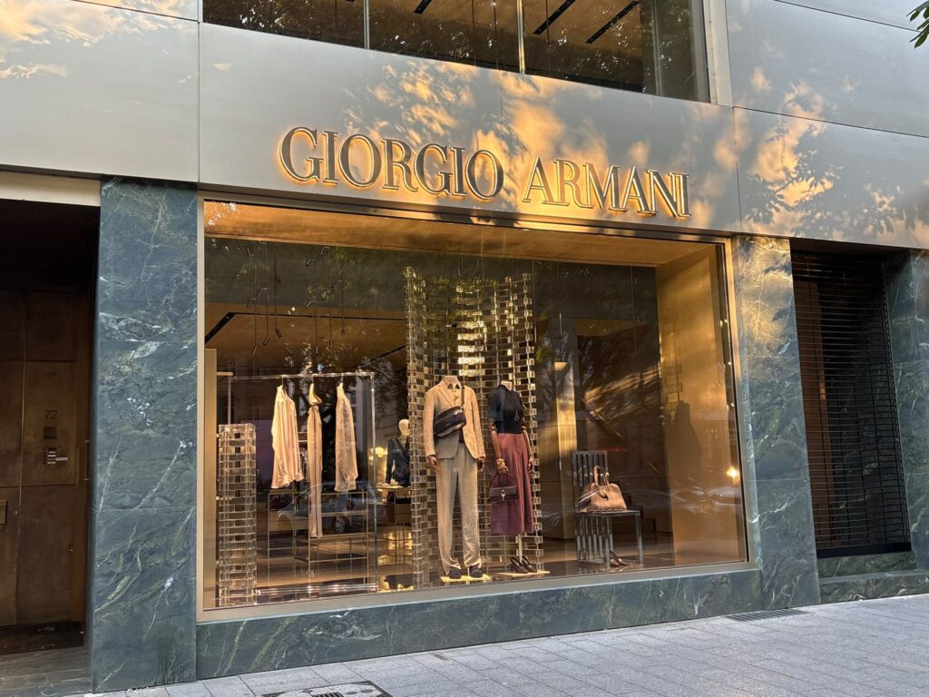 Giorgio Armani – Königsallee 72, Düsseldorf