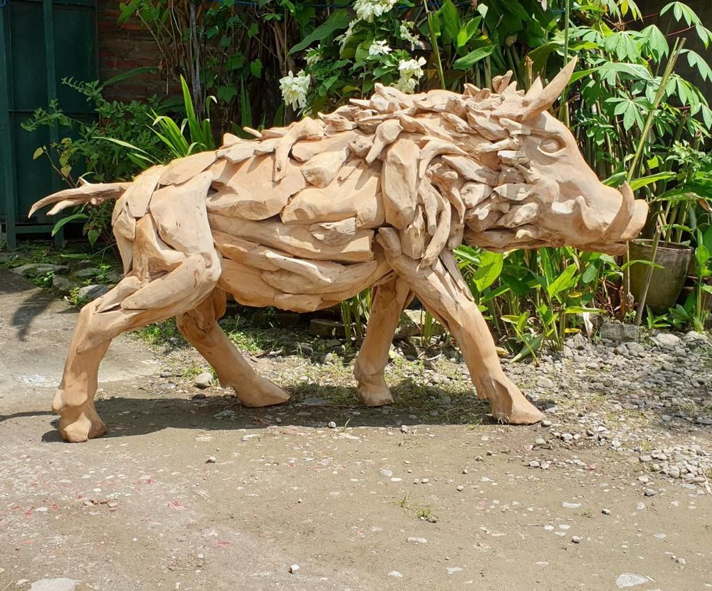 Wildschwein – Teakholz-Skulptur